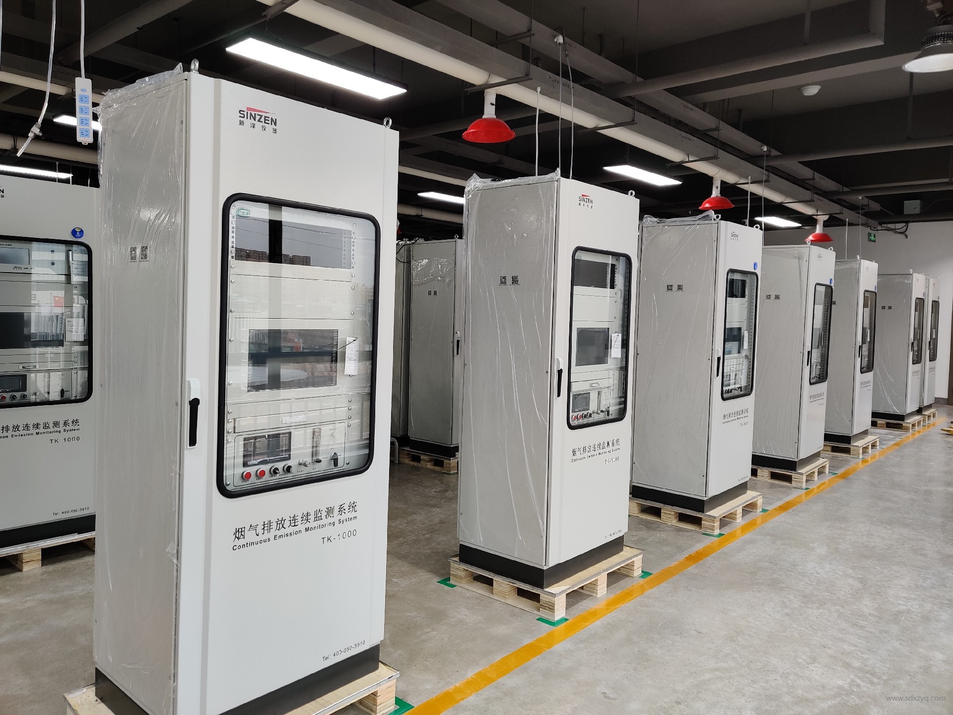 煙氣在線監(jiān)測(cè)系統(tǒng).jpg