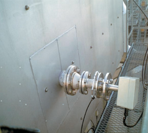 ZSS型激光式氣體分析儀現場圖 ZSS型激光式氣體分析儀現場圖